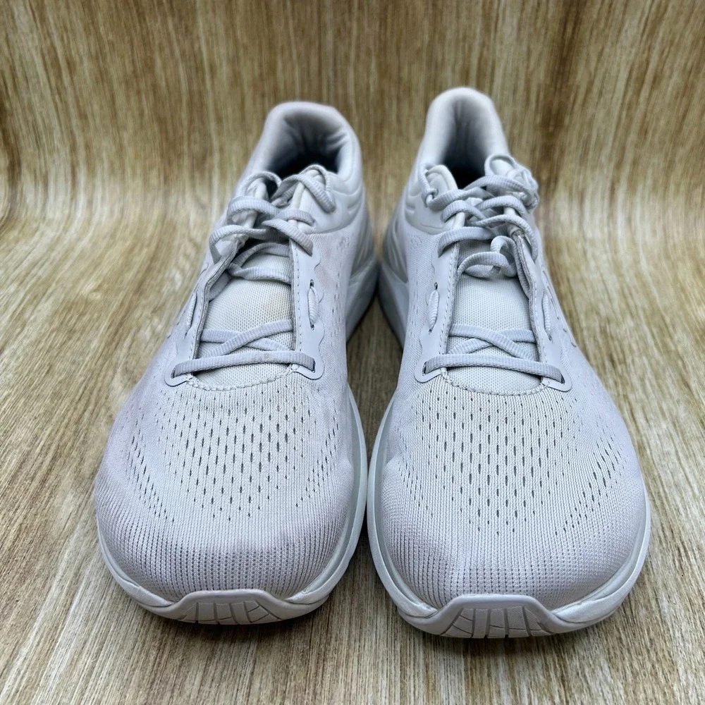 Topo Athletic Ultrafly 4 Running Shoes Women's Size 10.5 Grey Stability ZipFoam